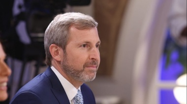 Gobierno contempla el desdoblamiento de elecciones en PBA como opción, aunque "no es un tema de agenda ahora", dicen