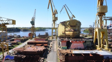 El gobierno bonaerense firmó un acuerdo para reactivar los trabajos en el Astillero Río Santiago