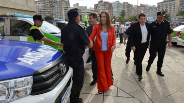 Vidal lanzó el "Operativo Sol", con 13 mil policías "para que todos estén tranquilos estas vacaciones"