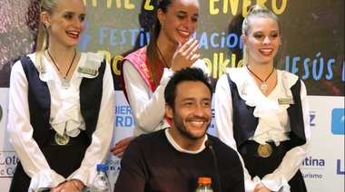 Luciano Pereyra emocionó en la tercera noche del Festival de Jesús María