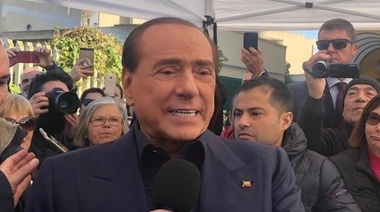 Berlusconi confirmó que será candidato en las elecciones europeas de mayo