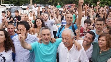 “Cuervo” Larroque en La Plata dijo que con Cristina Kirchner “vamos a crear un frente patriótico amplio”