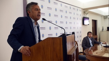 Cornejo formalizó  la intervención de la UCR de Santa Fe