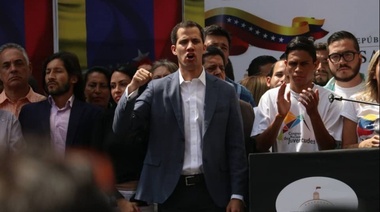 Entró el primer camión con ayuda desde Brasil y pusieron en marcha los envíos desde Colombia