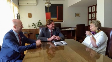 Para el Premio Nobel de la Paz, el Colegio de Abogados de la Plata nominó a la platense Ana Mon por su acción solidaria