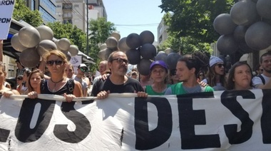 Llega una fuerte movilización y medidas de fuerzas de estatales bonaerenses por reaperturas de paritarias
