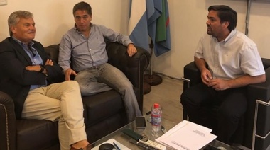 Legislatura y Defensoría del Pueblo buscan crear la figura del "Defensor Docente"