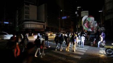 Venezuela completa tres días sin luz, en el apagón más grande de su historia