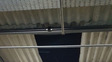 Operario del Ferrocarril Sarmiento murió al caer desde un techo, y decretaron un paro de 24 horas