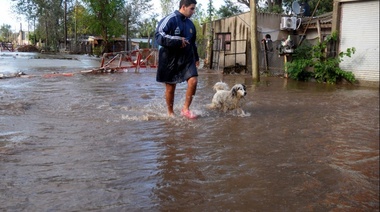 Víctimas de inundación en La Plata reclamaron juzgamiento a "responsables políticos" de la tragedia