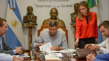 Peppo dijo que las medidas económicas "son la respuesta que estábamos esperando"