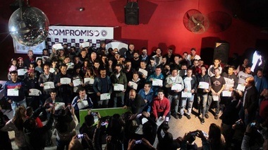 Almirante Brown: 250 Maestros de Fútbol Infantil diplomados
