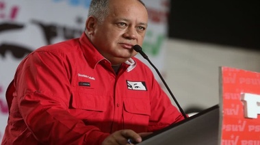 El presidente de la Asamblea Constituyente llama al pueblo a concentrarse en el Palacio Miraflores