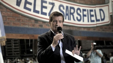 El ex presidente de Vélez Raúl Gámez calificó de "boludito" a Mauro Zárate