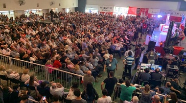 Sesiona la Convención Radical en Brandsen con apoyo a Cambiemos