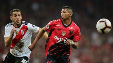River Plate no hizo pie en Curitiba y perdió la primera final de la Recopa Sudamericana