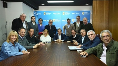 El PJ bonaerense dice que van a recuperar "más de treinta municipios" que hoy conduce Cambiemos