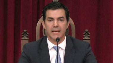 Urtubey dice que Massa le aseguró que sigue por el medio, aunque otros dicen que el martes hay anuncio de acuerdo K