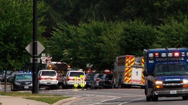 Un empleado mató a 11 personas en un tiroteo en el Centro Municipal de Virginia Beach