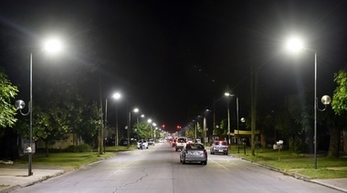Licitarán en La Plata 20 mil cabezales para luminarias led, y a fin de año habrá 40 mil colocados