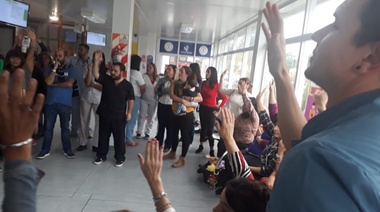 Medida de fuerza en UPA Nro 6 de Los Hornos y denuncian que una persona armada amenazó al personal