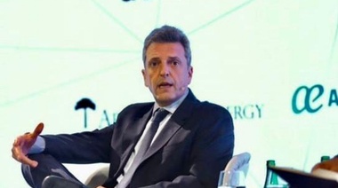 Massa formalizó que baja su candidatura presidencial y será el candidato kirchnerista para encabezar la lista de diputados