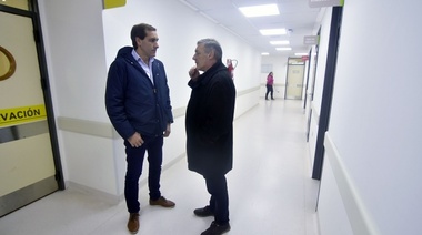 Tras la tormenta y el corte de suministro eléctrico, Garro recorrió el Hospital “San Juan de Dios”