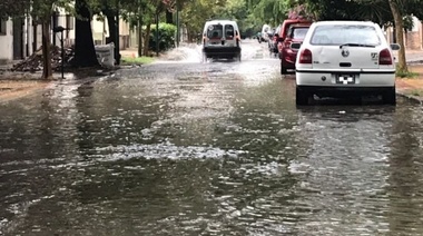 Alerta por vientos fuertes y y lluvias en el centro del país