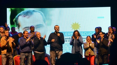Escudero presentó a su lista y dijo que “somos la propuesta que desde el peronismo le va a ganar a Garro”