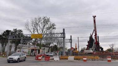 Por la obra del paso bajo a nivel, durante 4 meses permanecerá cerrada avenida 1 desde 32 a 532