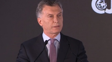 Macri afirmó que los acusados por el atentado a la AMIA deben ser juzgados en territorio argentino