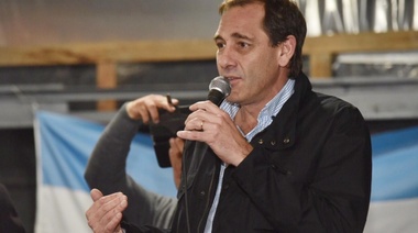 Garro en Olmos: “Antes hacían asfalto que se convertía en barro, ahora hacemos obras de calidad”, dijo