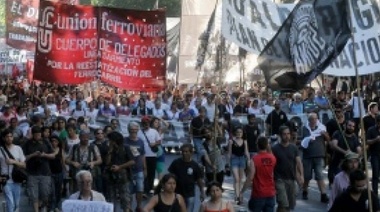 Agrupaciones y partidos de izquierda marcharán por "salarios y empleo"