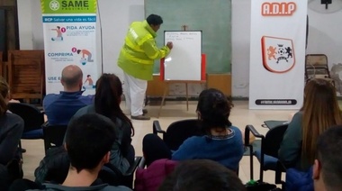 Con más de 900 personas capacitadas, “El SAME en tu club” continúa recorriendo instituciones de la ciudad