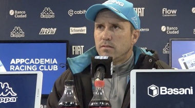 Coudet: "A Maradona lo admiro, pero queremos ganar"