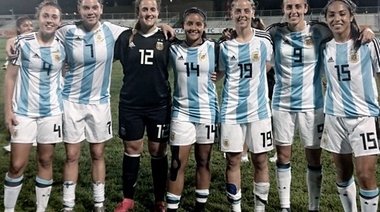 Fútbol femenino: Defensoría del Pueblo recomienda a los clubes políticas de igualdad