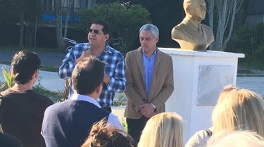 El PJ de Berisso rindió homenaje al General Perón, al celebrarse un nuevo aniversario de su natalicio
