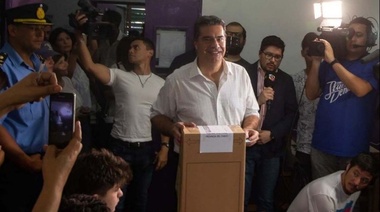 Capitanich saca más de 10 puntos al opositor Peche en la pelea por la Gobernación de Chaco