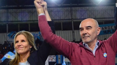 Gómez Centurión dijo que comerciará "con todos los países del mundo", si es presidente