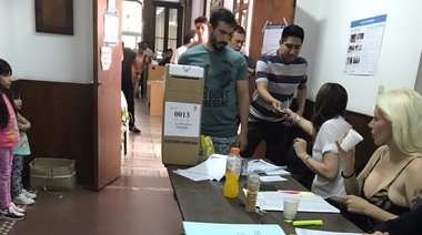 Los candidatos a la gobernación bonaerense ya votaron ya la participación electoral es alta