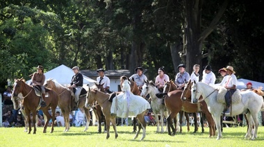 Con diversas propuestas culturales, culminaron los festejos por la “Semana de la Tradición”