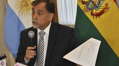 Para el embajador argentino en Bolivia, "hay una interrupción del orden constitucional" y la situación es similar a lo ocurrido con De la Rúa