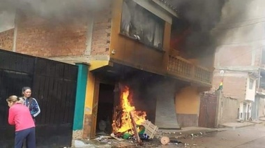 Policía de Bolivia pide a Fuerzas Armadas que garanticen servicios esenciales