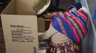 Colegio de Abogados de La Plata llamo a que “se respete la Constitución” en Bolivia