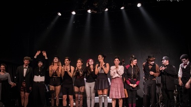 Circontinuo: Show circense y teatral con música original en vivo