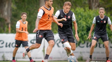 Gabriel Milito contará con el regreso de Schunke y tendrá las bajas de Fuentes y Kalinski