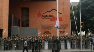 Disparan a comitiva de legisladores que responden a Juan Guaidó