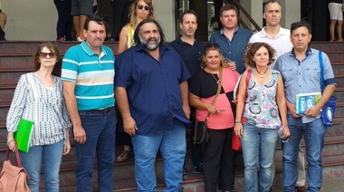 Primera reunión paritaria de estatales y docentes en la provincia de Buenos Aires