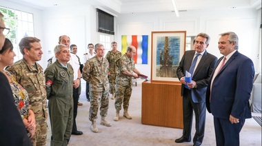 Fernández dio instrucciones a las Fuerzas Armadas y repasó las tareas de prevención y control en todo el país