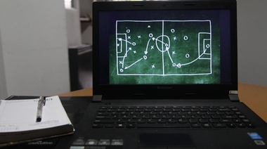 Gran DT: De modo virtual, comenzó en La Plata un curso de directores técnicos de fútbol